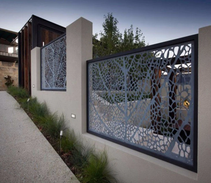 metal-screen-balustrade